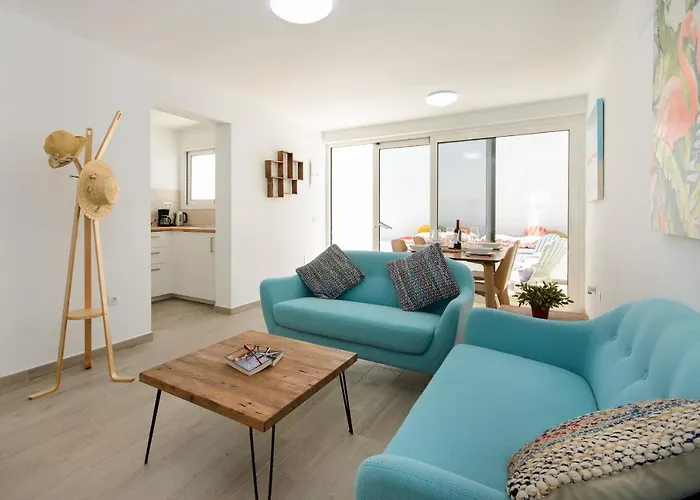 White Volcano - Pool And Gym In Sport Center Fariones Included By Lanzarote * Puerto del Carmen (Lanzarote)