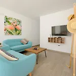 White Volcano - Pool And Gym In Sport Center Fariones Included By Lanzarote 펜션 *