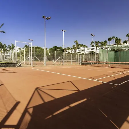 White Volcano - Pool And Gym In Sport Center Fariones Included By Lanzarote Feriehus Puerto del Carmen (Lanzarote)